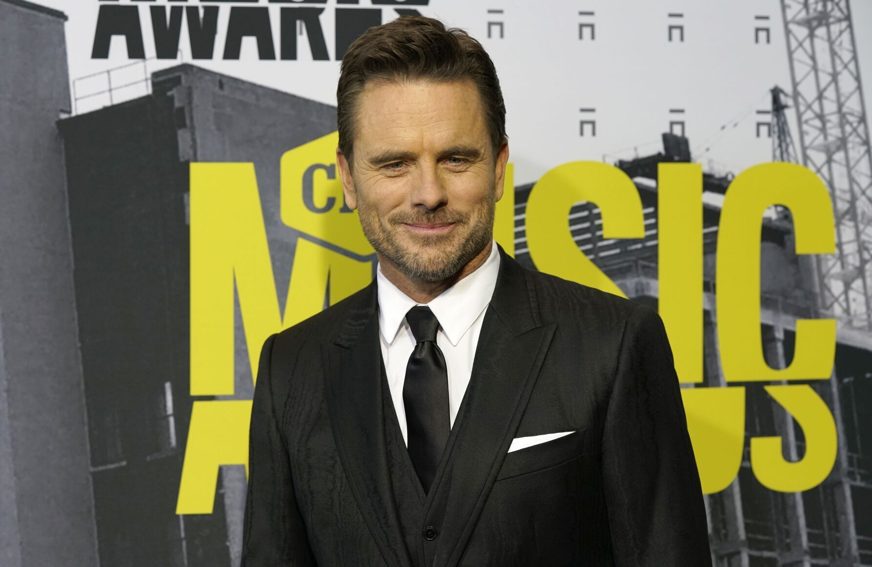 Charles Esten